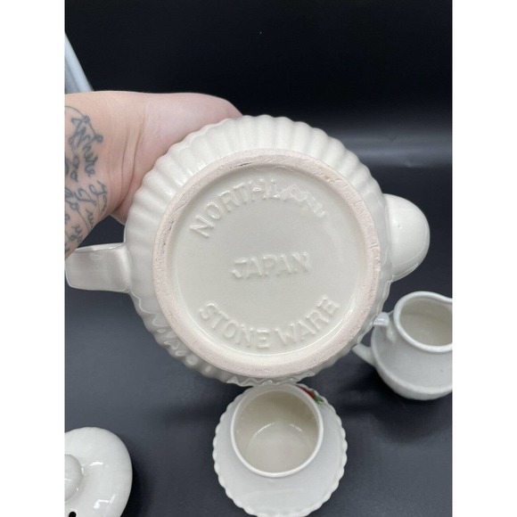 Vintage Northland Tea Pot Floral with Creamer And Sugar Bowl Japan 3 Piece Set - Picture 10 of 14